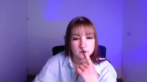 Jennifer online show from February 10, 10:09 am