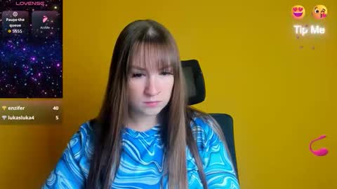 Jennifer online show from October 11, 11:09 am