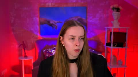 Jennifer online show from May 7, 1:49 pm