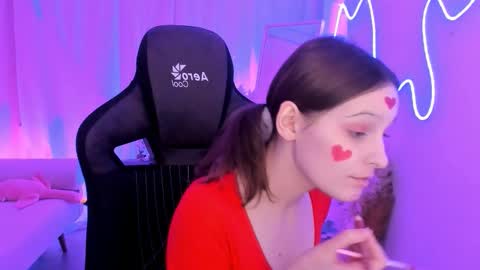 jenniferkiim online show from February 14, 8:55 am