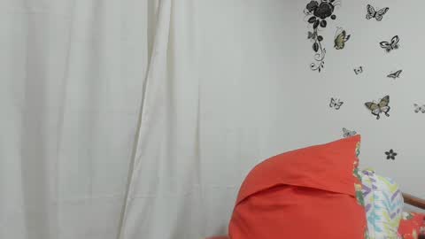 jenniferloveyou online show from February 7, 9:15 pm