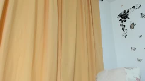 jenniferloveyou online show from October 9, 4:16 pm