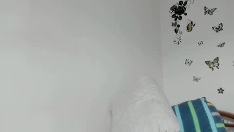 Snapshot of jenniferloveyou chatting on May 10, 12:32 pm jenniferloveyou online show from May 10, 12:32 pm