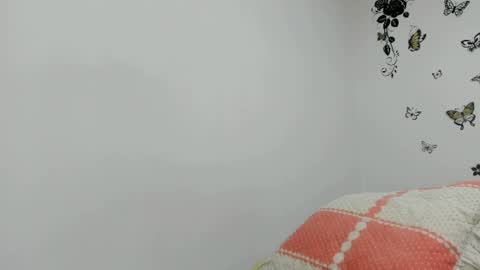 Snapshot of jenniferloveyou chatting on June 16, 5:15 pm jenniferloveyou online show from June 16, 5:15 pm