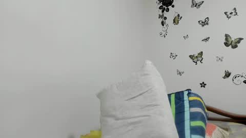 Snapshot of jenniferloveyou chatting on July 5, 10:28 pm jenniferloveyou online show from July 5, 10:28 pm
