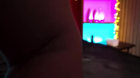 Jennifer Star online show from October 24, 10:00 am