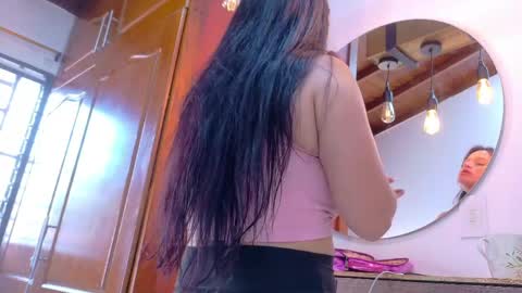 Jennifer vega  online show from April 7, 8:53 pm