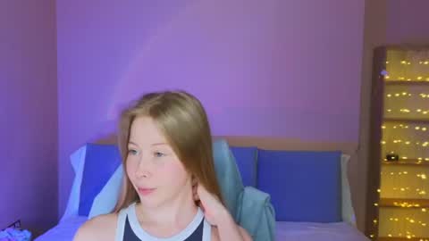 Snapshot of jenny_angelok chatting on July 1, 3:12 pm Next broadcast on December 05 subject to change online show from July 1, 3:12 pm