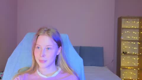 Snapshot of jenny_angelok chatting on July 23, 1:20 pm Next broadcast on December 05 subject to change online show from July 23, 1:20 pm