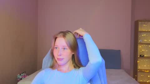 Snapshot of jenny_angelok chatting on July 31, 1:32 pm Next broadcast on December 05 subject to change online show from July 31, 1:32 pm