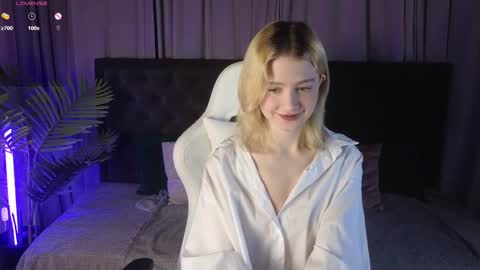 jenny_bunny_ online show from March 6, 1:37 am