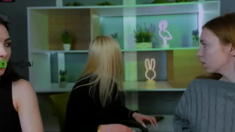 jenny_donne online show from March 23, 12:31 pm