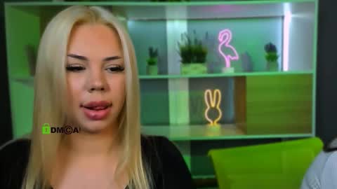 jenny_donne online show from March 31, 5:19 am