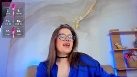 Snapshot of jenny_hart chatting on February 3, 6:40 am Jenny online show from February 3, 6:40 am