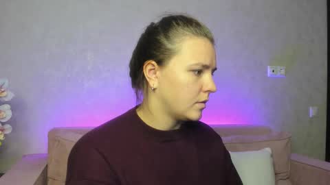 Snapshot of jenny_jimmy chatting on October 3, 12:40 am Jenny online show from October 3, 12:40 am