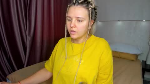 Snapshot of jenny_jimmy chatting on October 23, 9:19 am Jenny online show from October 23, 9:19 am