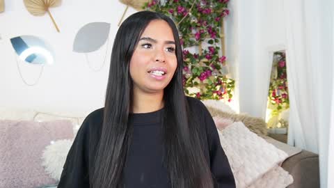 Snapshot of jenny_roberts96 chatting on February 2, 12:09 am Jenny Roberts online show from February 2, 12:09 am