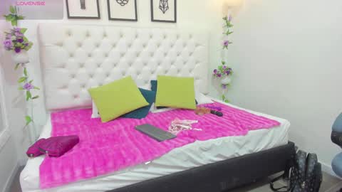 jenny_stark online show from October 5, 7:01 pm