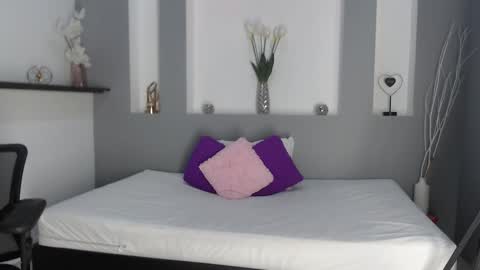 jenny_towers online show from March 2, 3:02 am