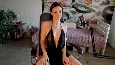Snapshot of jennycutey chatting on June 8, 3:07 am jennycutey online show from June 8, 3:07 am