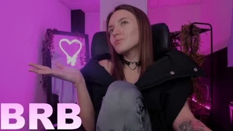 Snapshot of jennydens chatting on December 2, 8:19 am Jenny NO Nude online show from December 2, 8:19 am