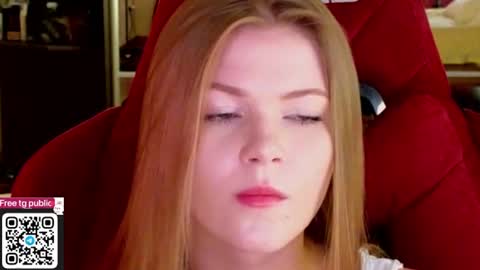 Snapshot of jennykiss11 chatting on July 6, 7:16 pm your dream online show from July 6, 7:16 pm