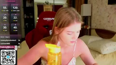 Snapshot of jennykiss11 chatting on July 21, 8:55 pm your dream online show from July 21, 8:55 pm