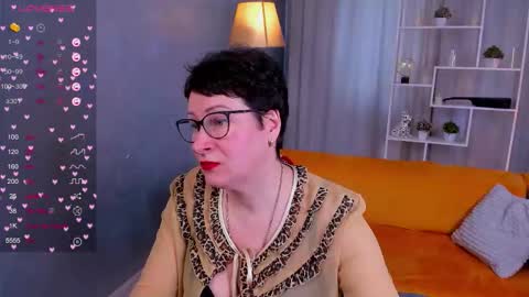 Jenny online show from February 5, 9:03 am