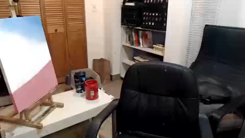 Snapshot of jennyneeds chatting on October 11, 6:01 am theChloeStar online show from October 11, 6:01 am