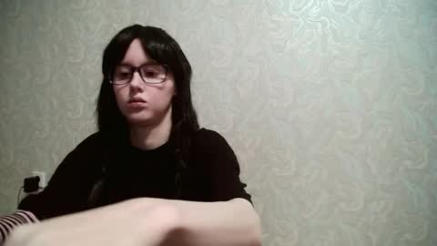 JennyOlset online show from December 14, 9:25 am