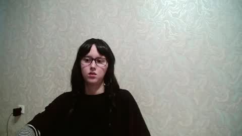 Snapshot of jennyolset chatting on June 16, 11:46 am JennyOlset online show from June 16, 11:46 am