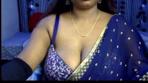 Snapshot of jennysinghaniya chatting on January 31, 5:21 pm jenny online show from January 31, 5:21 pm