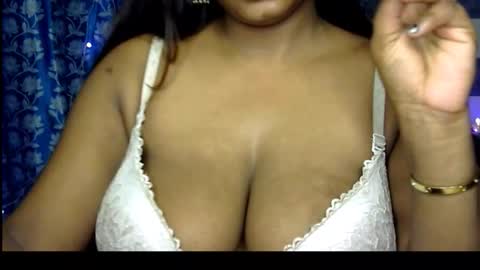 Snapshot of jennysinghaniya chatting on September 24, 7:39 pm jenny online show from September 24, 7:39 pm