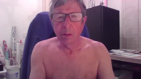 Snapshot of jep56 chatting on March 10, 1:54 pm jep56 online show from March 10, 1:54 pm