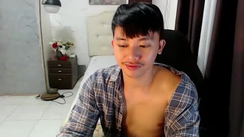 jeppie online show from January 6, 8:01 pm