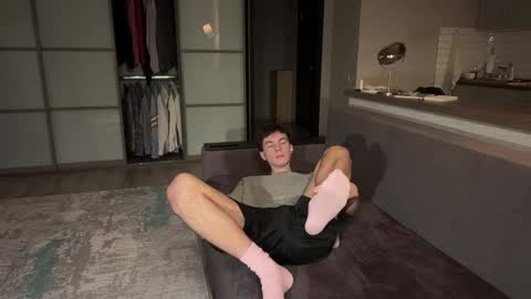 jeremy1scott online show from November 11, 3:39 am