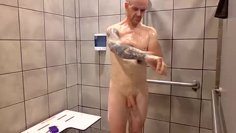 Jeremy online show from January 14, 1:22 am