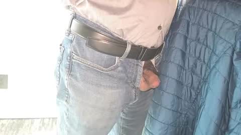 jerker_fan online show from April 7, 9:37 pm