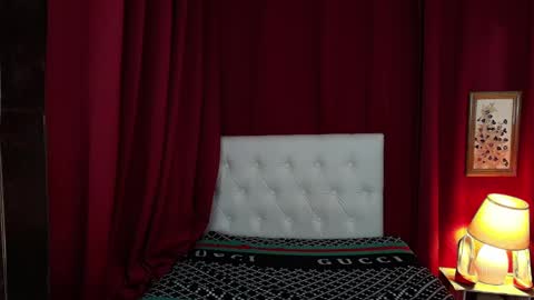 Snapshot of jerkingbbydoll chatting on February 21, 4:05 pm Sam online show from February 21, 4:05 pm