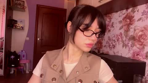 Snapshot of jerlenebiello chatting on March 30, 10:16 am Jer online show from March 30, 10:16 am