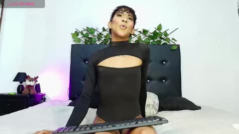 Jeronimo online show from March 15, 2:56 pm