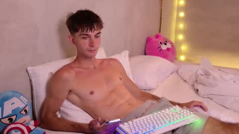 Jerry  online show from March 15, 4:40 am