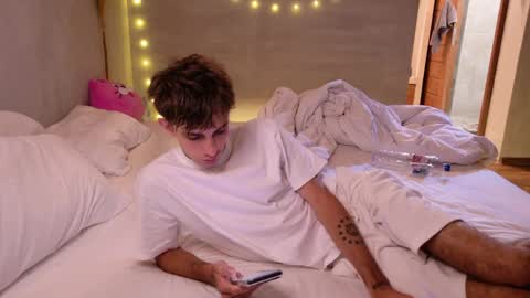 Jerry  online show from April 7, 4:57 am