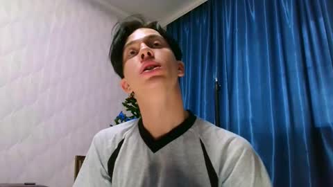 Jerrybomb online show from December 25, 9:45 am