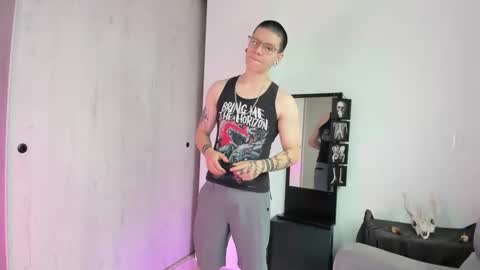 Angelo online show from January 8, 7:27 pm