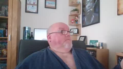 Snapshot of jerseyhammer01 chatting on February 1, 11:42 am Harry online show from February 1, 11:42 am