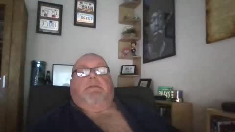 Snapshot of jerseyhammer01 chatting on February 5, 8:30 am Harry online show from February 5, 8:30 am