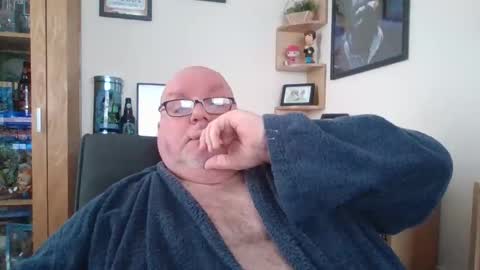 Snapshot of jerseyhammer01 chatting on February 13, 10:11 am Harry online show from February 13, 10:11 am