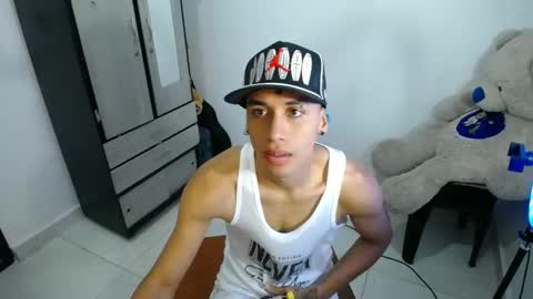 Snapshot of jersiherberth chatting on April 25, 2:14 pm jersiherberth online show from April 25, 2:14 pm