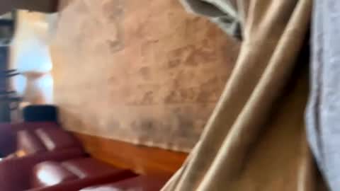 Jeremys room chill and puff one enjoy online show from March 11, 3:12 pm